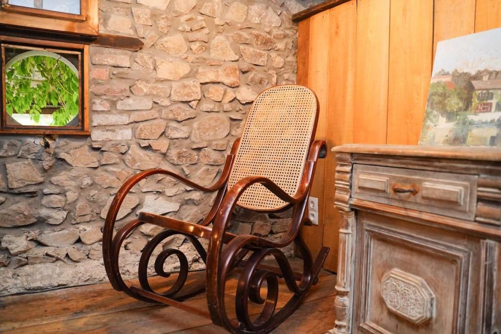 Maison Vigneron - Maison Et Studio Saint-Didier-sur-Beaujeu Exteriör bild